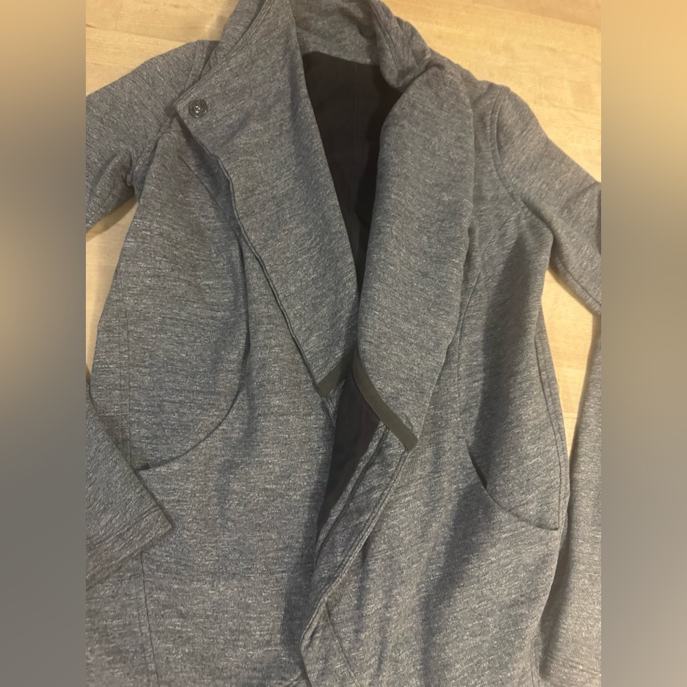 Lululemon Athletica That’s a Wrap jacket/sweater Gray - Picture 9 of 11
